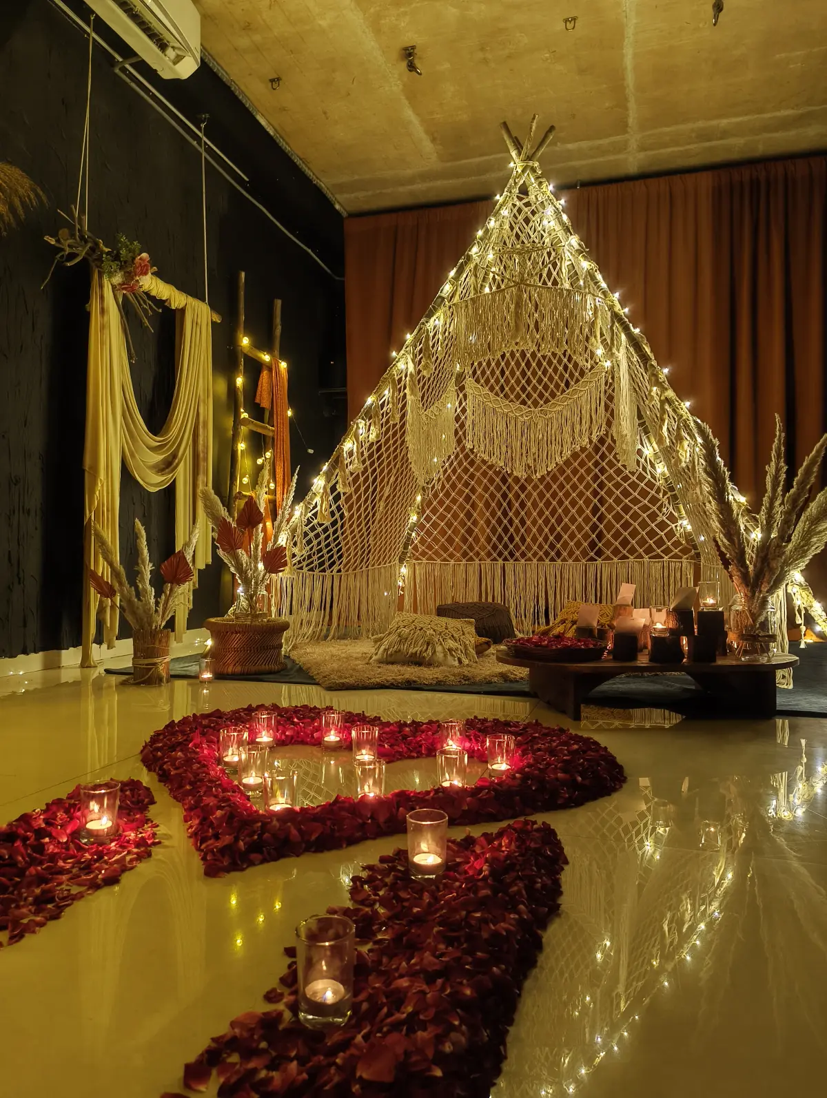 BoHo Chic (Indoor)